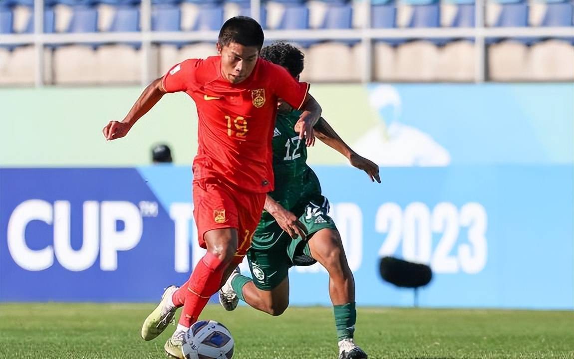 喜讯!上港俱乐部高层亲自去西甲上门运作蒯纪闻留洋,已有俱乐部报价